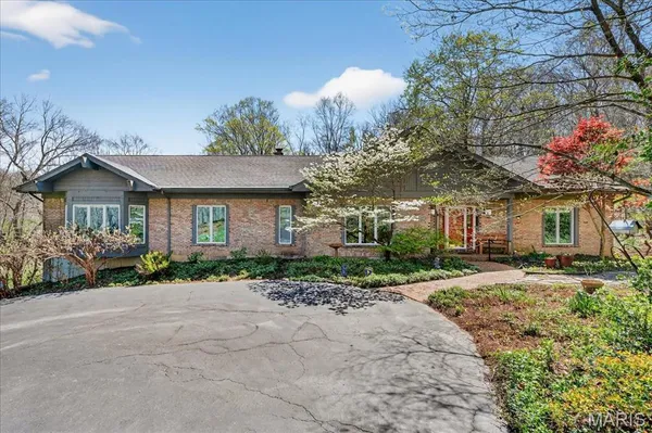 $775,000 | Undisclosed Address, Wildwood, MO 63038