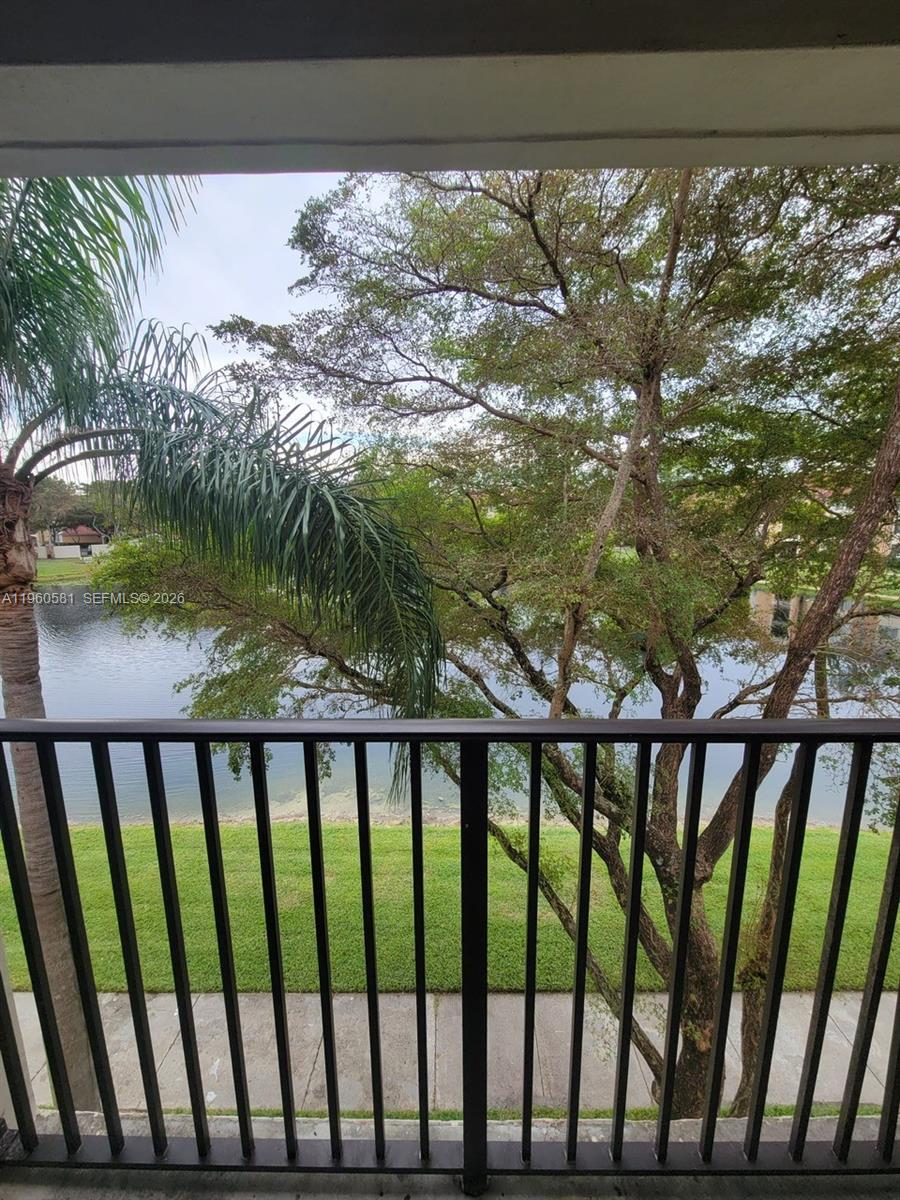 2051 Renaissance Boulevard, Unit 304 Miramar, FL 33025 - Photo 4 of 20