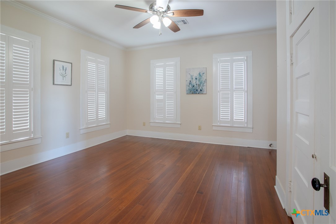 308 South Liberty Street Victoria, TX 77901 - Photo 31 of 39