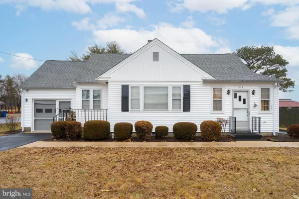 $385,000 | 202 Gumboro Road, Selbyville, DE 19975