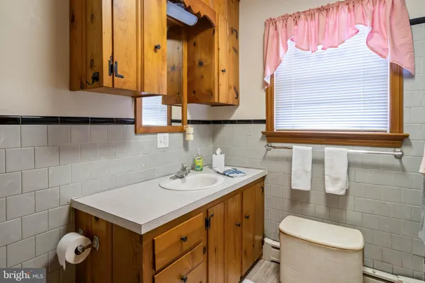 $385,000 | 202 Gumboro Road, Selbyville, DE 19975