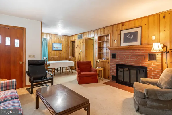 $385,000 | 202 Gumboro Road, Selbyville, DE 19975