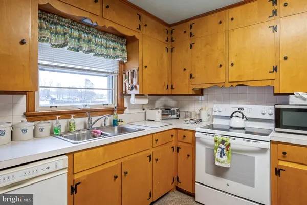 $385,000 | 202 Gumboro Road, Selbyville, DE 19975