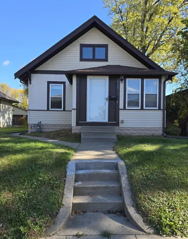 $279,900 | 4105 4th Street Northeast, Columbia Heights, MN 55421