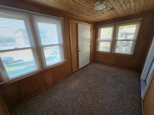 $279,900 | 4105 4th Street Northeast, Columbia Heights, MN 55421