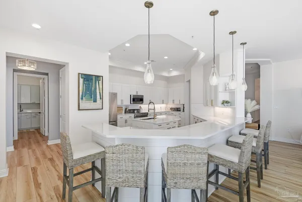 $1,250,000 | 6422 W Highway, Unit 1505, Panama City Beach, FL 32407