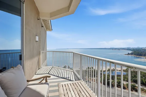 $1,250,000 | 6422 W Highway, Unit 1505, Panama City Beach, FL 32407