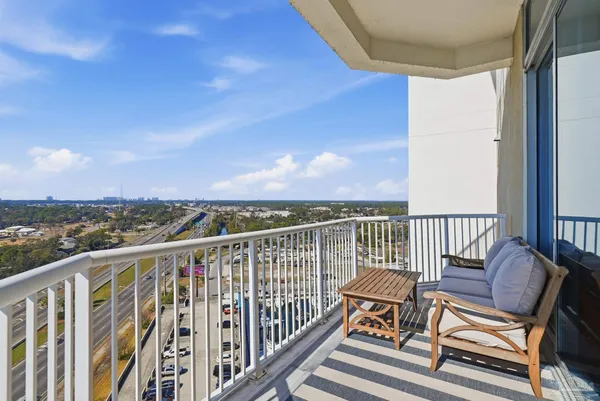 $1,250,000 | 6422 W Highway, Unit 1505, Panama City Beach, FL 32407
