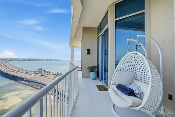 $1,250,000 | 6422 W Highway, Unit 1505, Panama City Beach, FL 32407