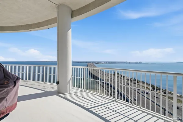 $1,250,000 | 6422 W Highway, Unit 1505, Panama City Beach, FL 32407