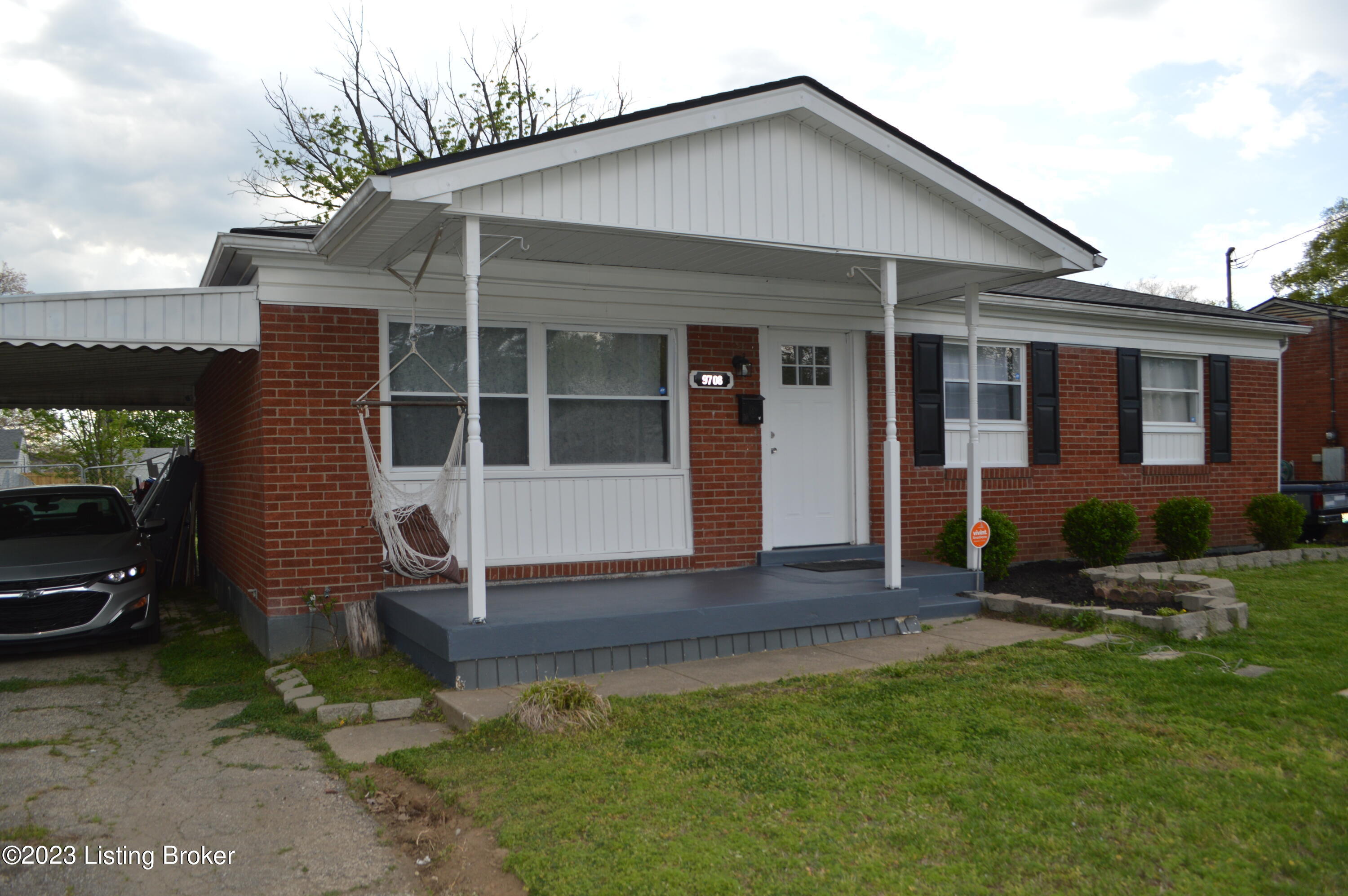 9708 Gandy Road Louisville, KY 40272 - Photo 1 of 19 FRONT 1