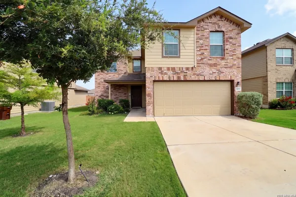 $1,800 | 6211 Beech Trail Drive, Converse, TX 78109
