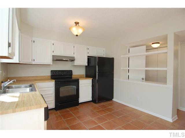 5812 Shady Grove Circle Raleigh, NC 27609 - Photo 6 of 16 Kitchen