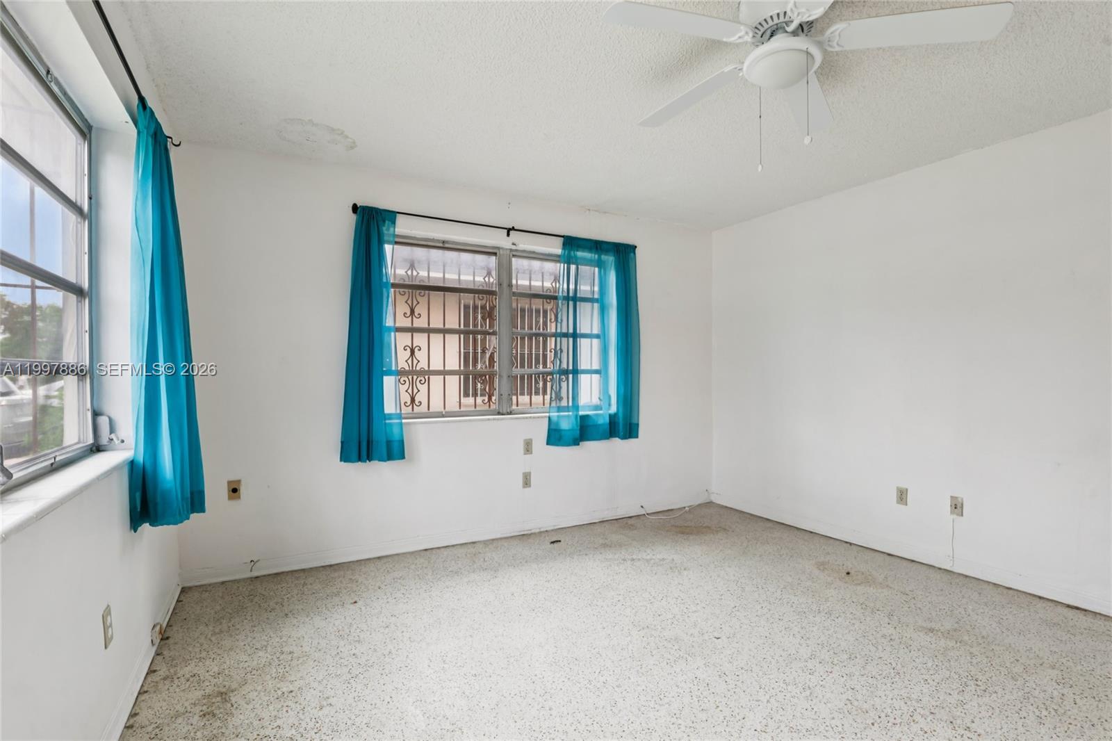 4756 Southwest 7th Street Miami, FL 33134 - Photo 14 of 25