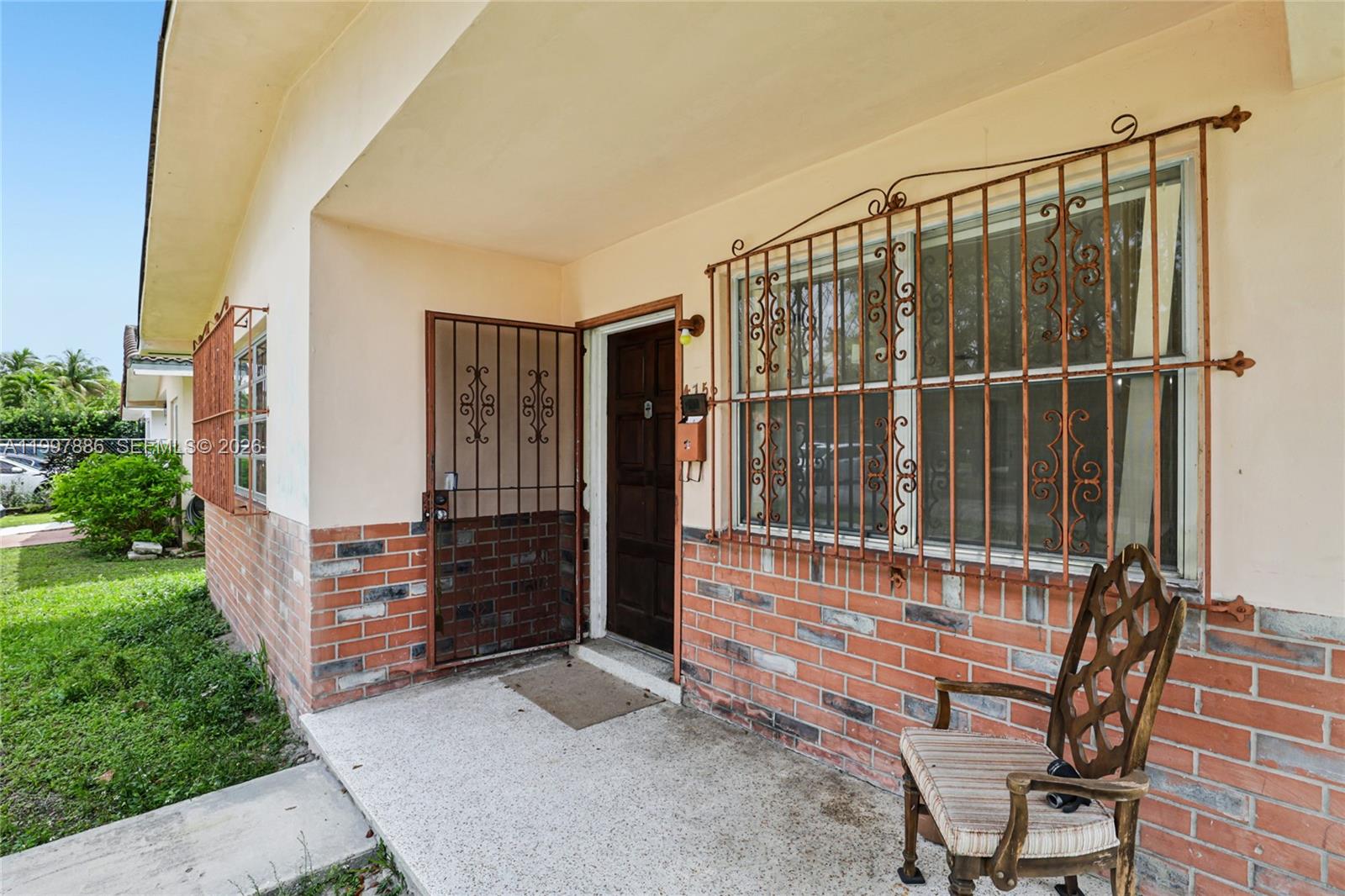 4756 Southwest 7th Street Miami, FL 33134 - Photo 3 of 25