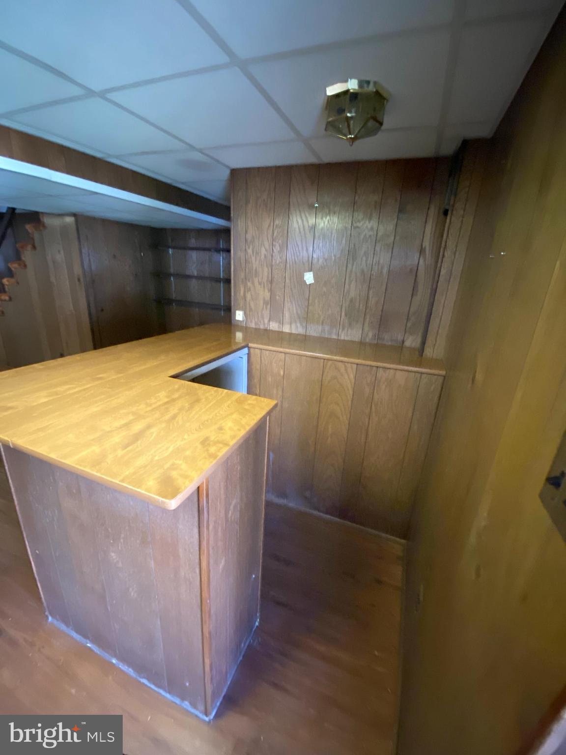 706 Crosby Road Baltimore, MD 21228 - Photo 58 of 89 bar 2