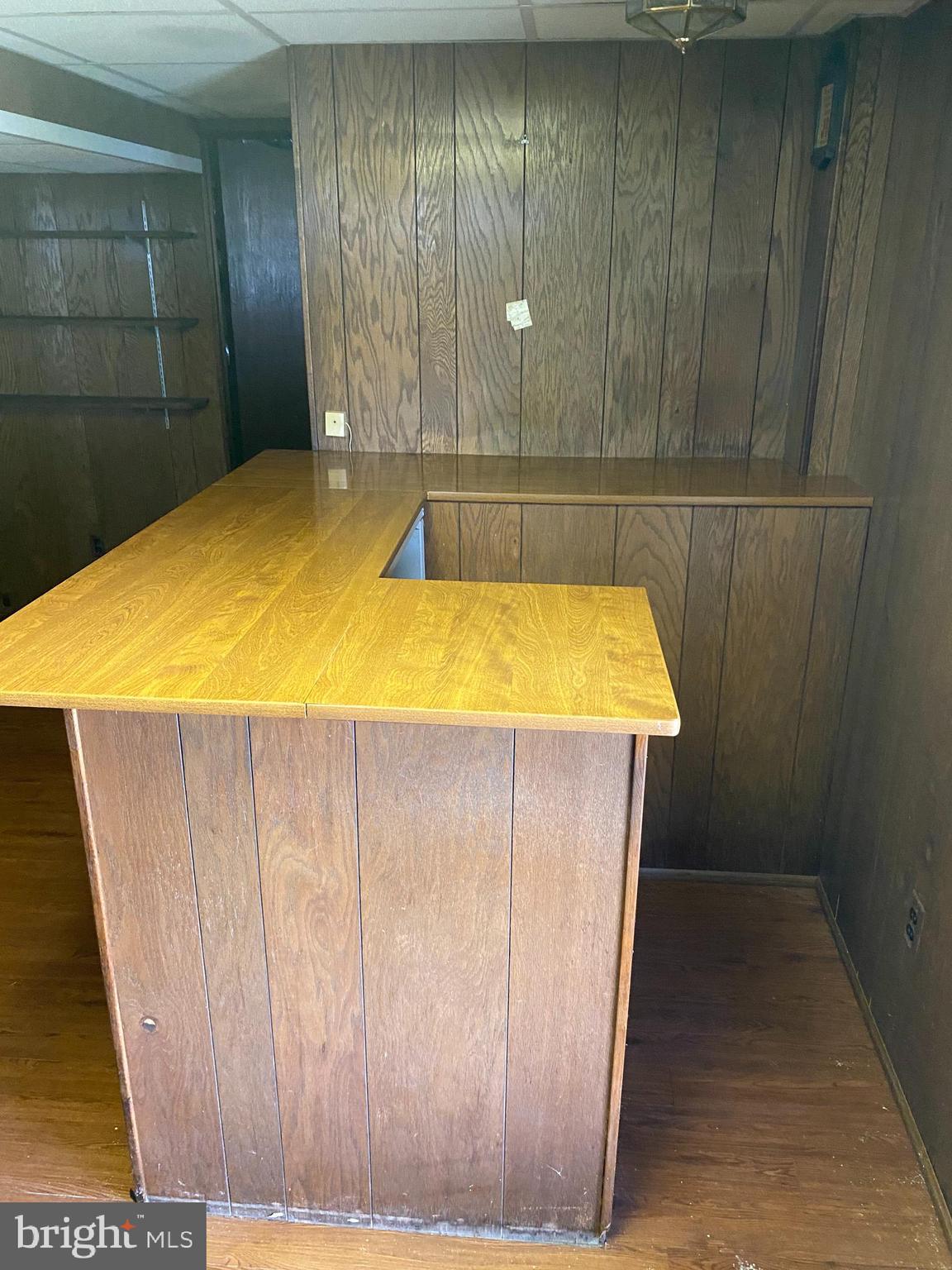 706 Crosby Road Baltimore, MD 21228 - Photo 62 of 89 bar 2