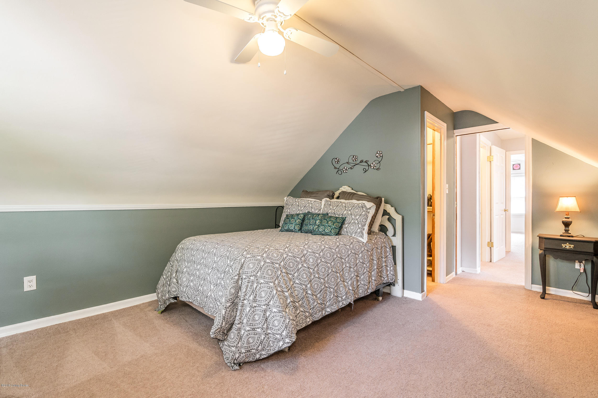 814 Stivers Road Louisville, KY 40207 - Photo 33 of 44 814 Stivers Rd-38