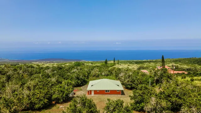 $829,000 | 89-995 Hawaii Belt Road, Captain Cook, HI 96704