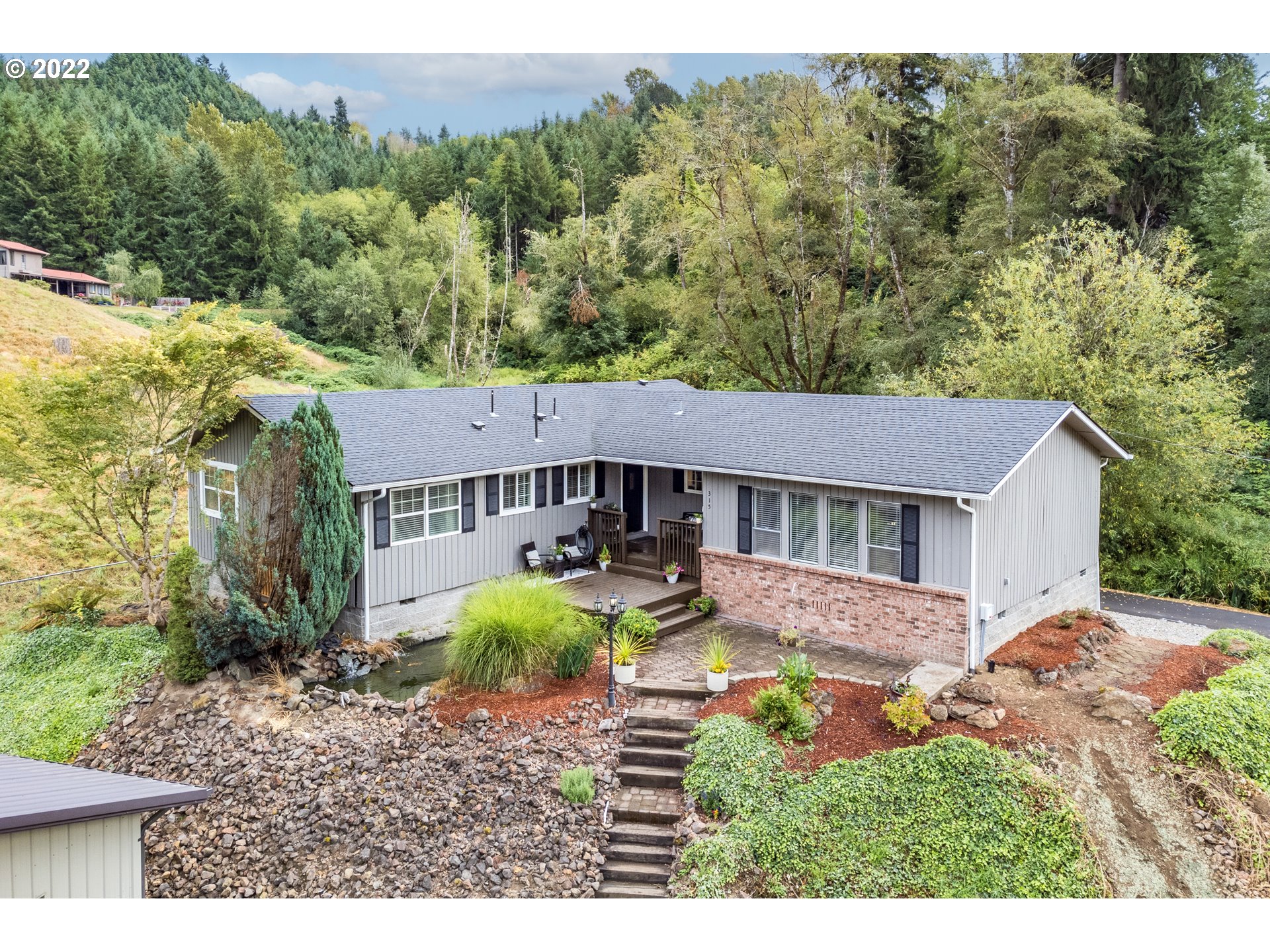 315 Ostrander Road Kelso, WA 98626 - Photo 1 of 29 Gallery Image 1