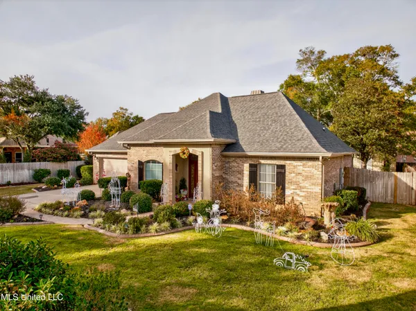 $334,500 | 2500 Old Bay Road, Biloxi, MS 39531