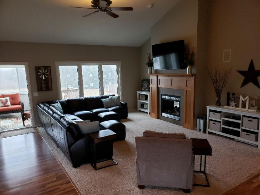 6970 Farr Road Nunica, MI 49448 - Photo 9 of 34 Living Rm. Vaulted, Fireplace, Porch