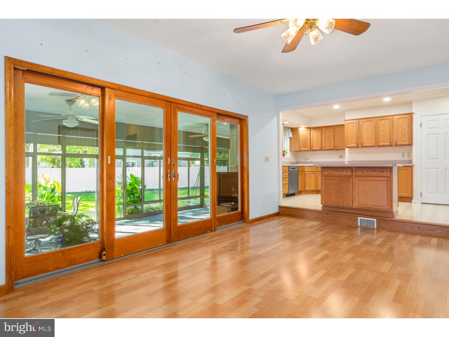 25 Mill Bend Road Trenton, NJ 08690 - Photo 5 of 28 Dining Room