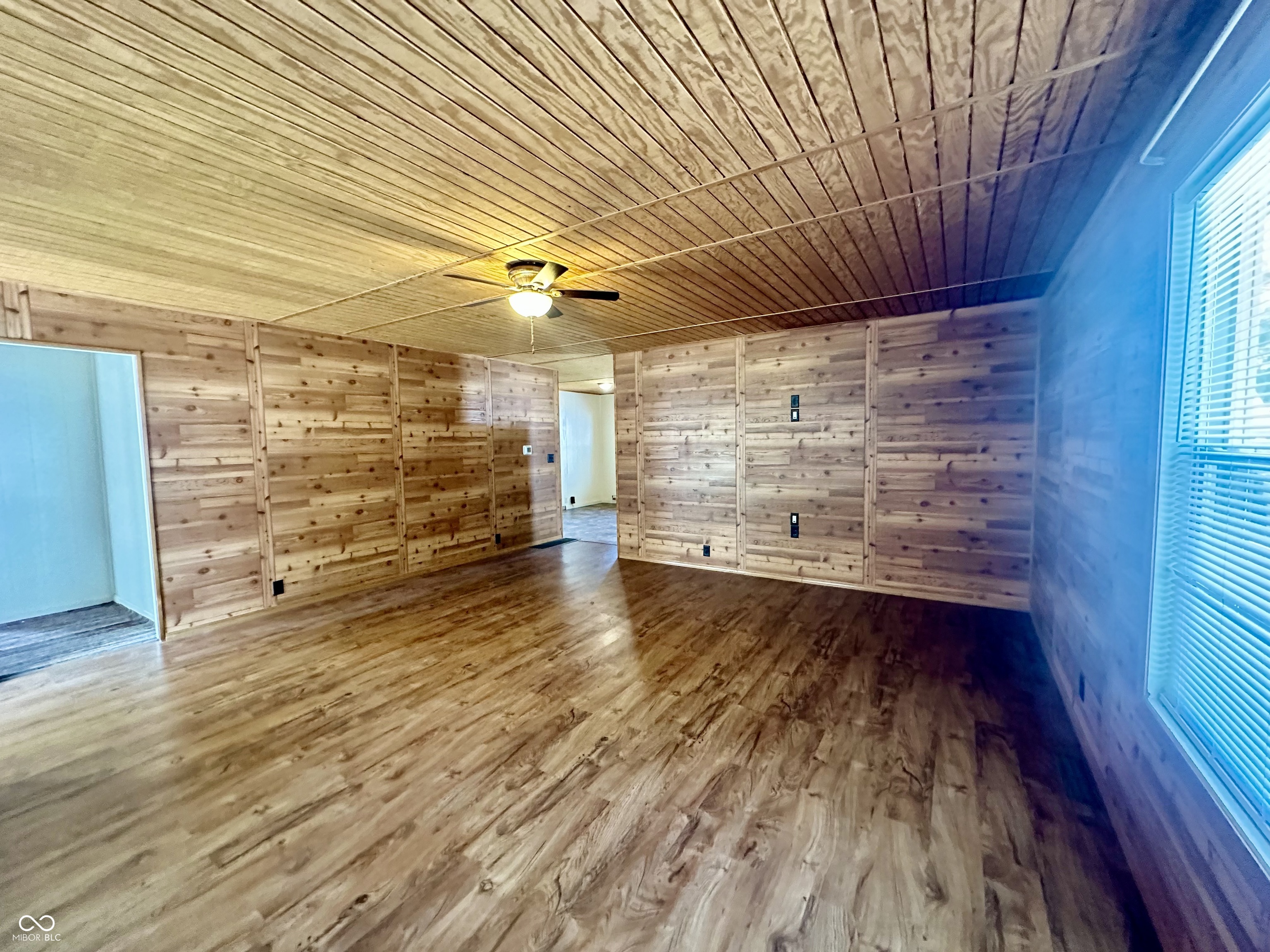 929 Washington Street Covington, IN 47932 - Photo 8 of 16