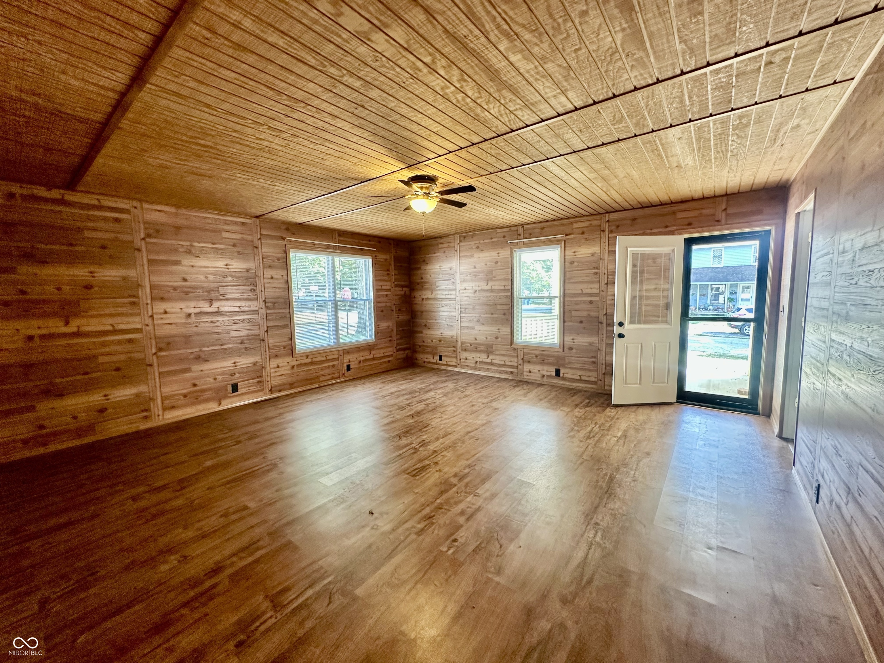 929 Washington Street Covington, IN 47932 - Photo 9 of 16