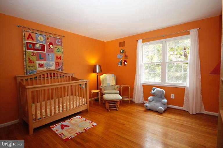 7721 Falstaff Road McLean, VA 22102 - Photo 16 of 27 Bedroom #2