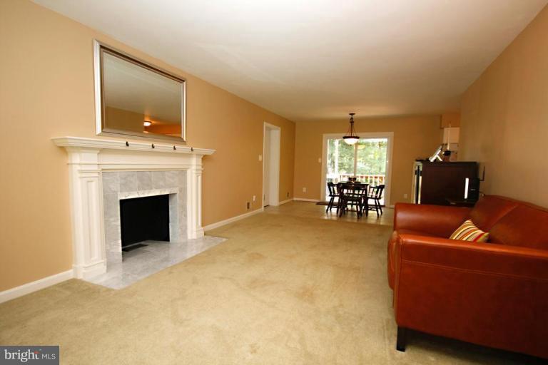 7721 Falstaff Road McLean, VA 22102 - Photo 7 of 27 Family Room