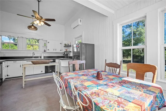 $337,000 | 295 South Lewis Street, Metter, GA 30439