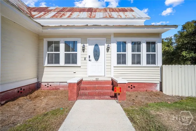 $337,000 | 295 South Lewis Street, Metter, GA 30439