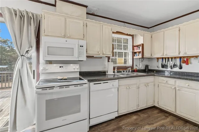 $170,000 | 6086 Lexington Drive, Hope Mills, NC 28348