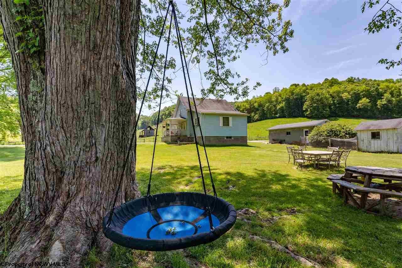 1059 Hawkins Run Road Morgantown, WV 26501 - Photo 5 of 30 Gallery Image 5