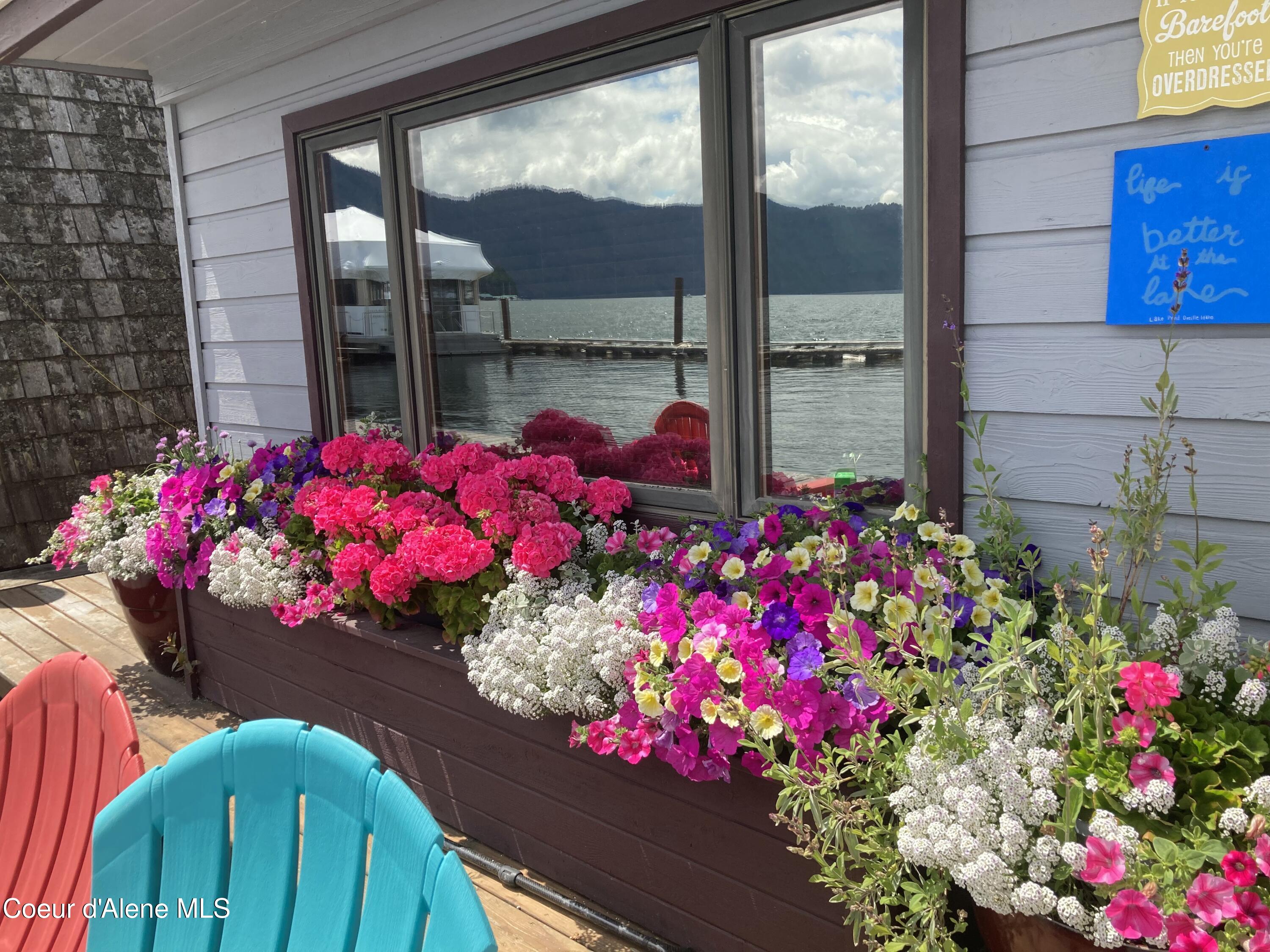 34129 Scenic Bay Road Bayview, ID 83803 - Photo 9 of 69 Come in!