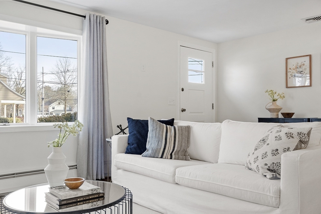 4 Parkman Road Reading, MA 01867 - Photo 14 of 34