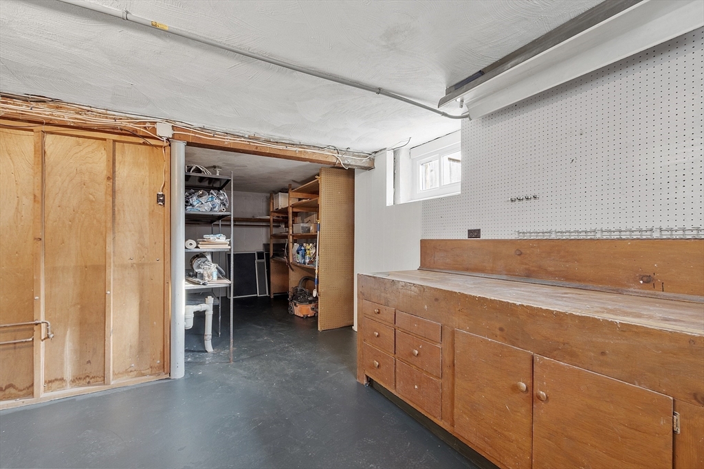 4 Parkman Road Reading, MA 01867 - Photo 29 of 34