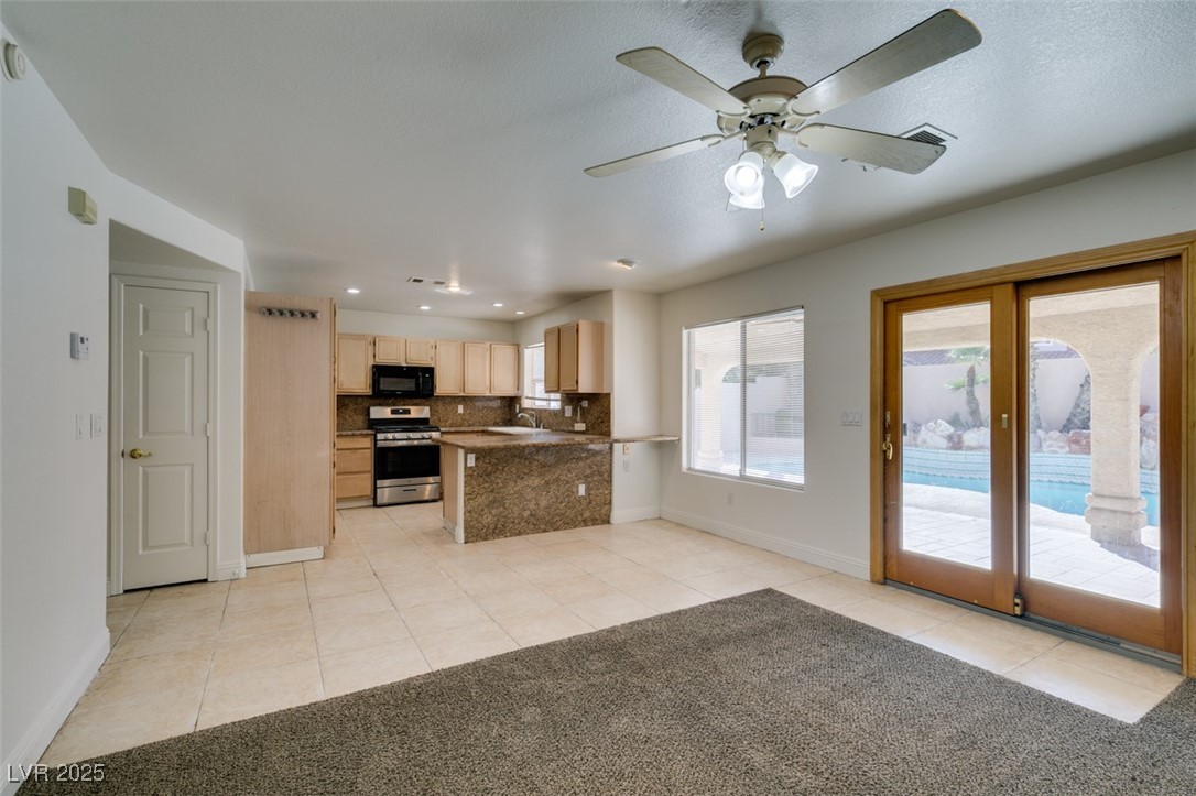 8801 Cypresswood Avenue Las Vegas, NV 89134 - Photo 16 of 37