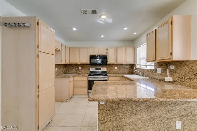 $2,490 | 8801 Cypresswood Avenue, Las Vegas, NV 89134