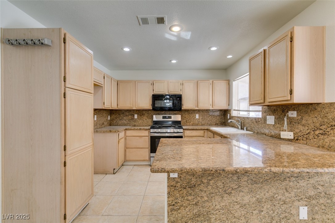 8801 Cypresswood Avenue Las Vegas, NV 89134 - Photo 20 of 37