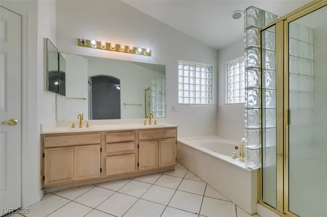 $2,490 | 8801 Cypresswood Avenue, Las Vegas, NV 89134