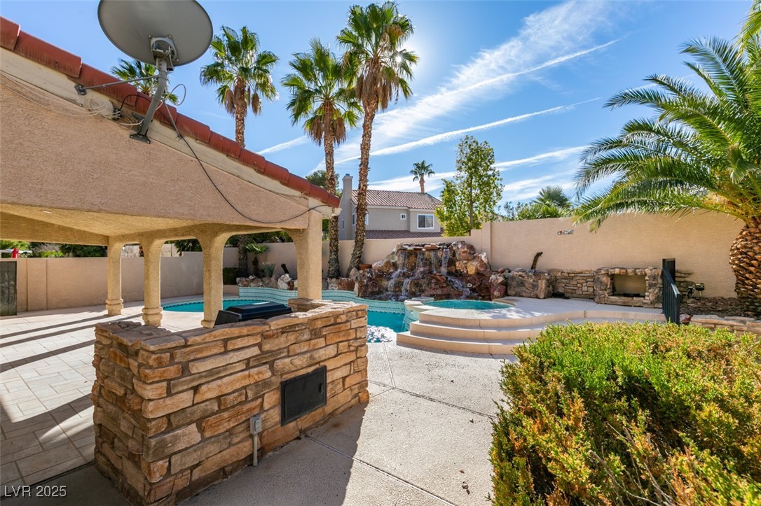 8801 Cypresswood Avenue Las Vegas, NV 89134 - Photo 33 of 37