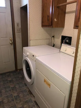 $125,000 | 10401 Ozga Street, Romulus, MI 48174