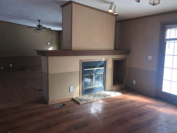 $125,000 | 10401 Ozga Street, Romulus, MI 48174