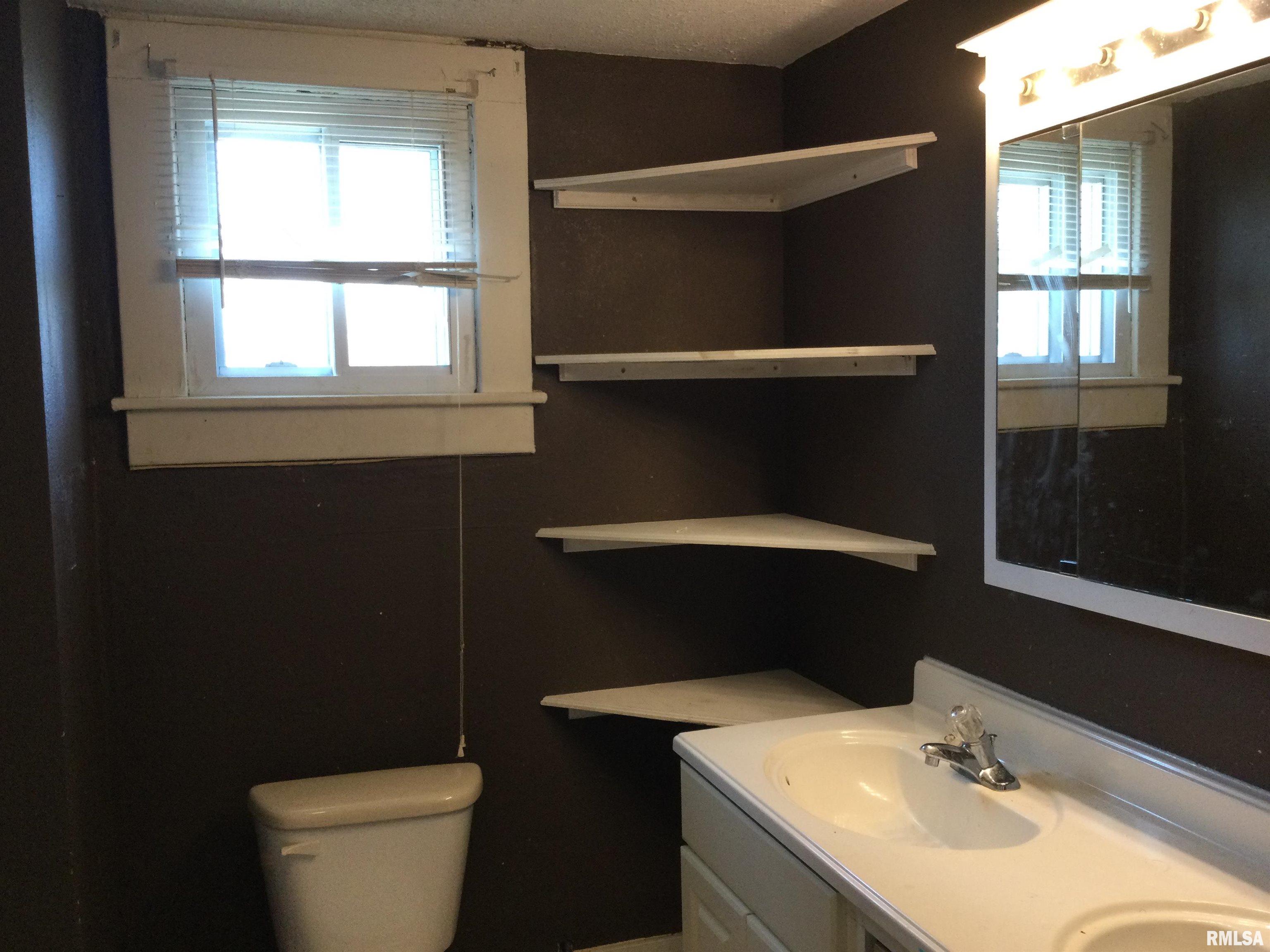 504 West Spring Street Anna, IL 62906 - Photo 8 of 12 Gallery Image 8