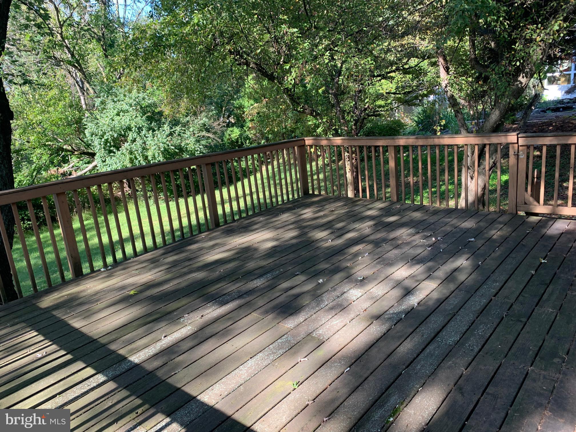 26 Featherbed Lane Eagleville, PA 19403 - Photo 4 of 23 Back deck