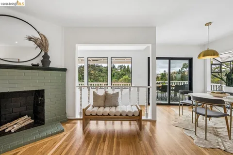 $848,000 | 233 Capricorn Avenue, Oakland, CA 94611