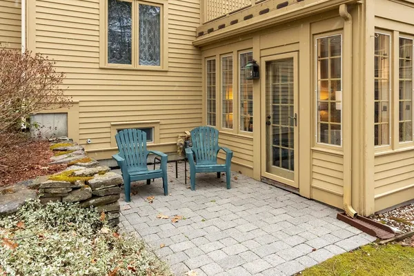 $549,900 | 18 Wintergreen Court, Unit 18, Lunenburg, MA 01462