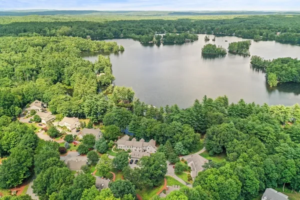 $549,900 | 18 Wintergreen Court, Unit 18, Lunenburg, MA 01462